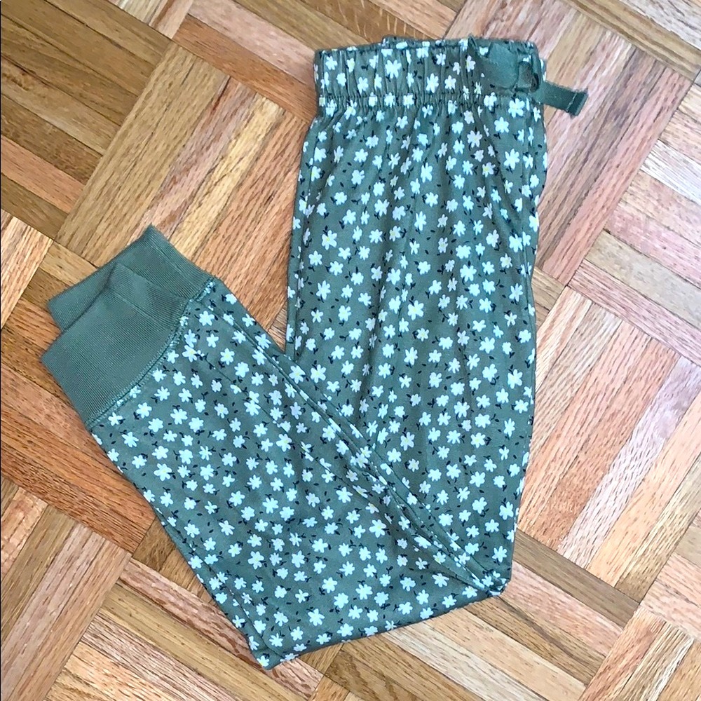 NWOT Little Girls Small (6/7) - Joggers - Green & White Daisy Fabric